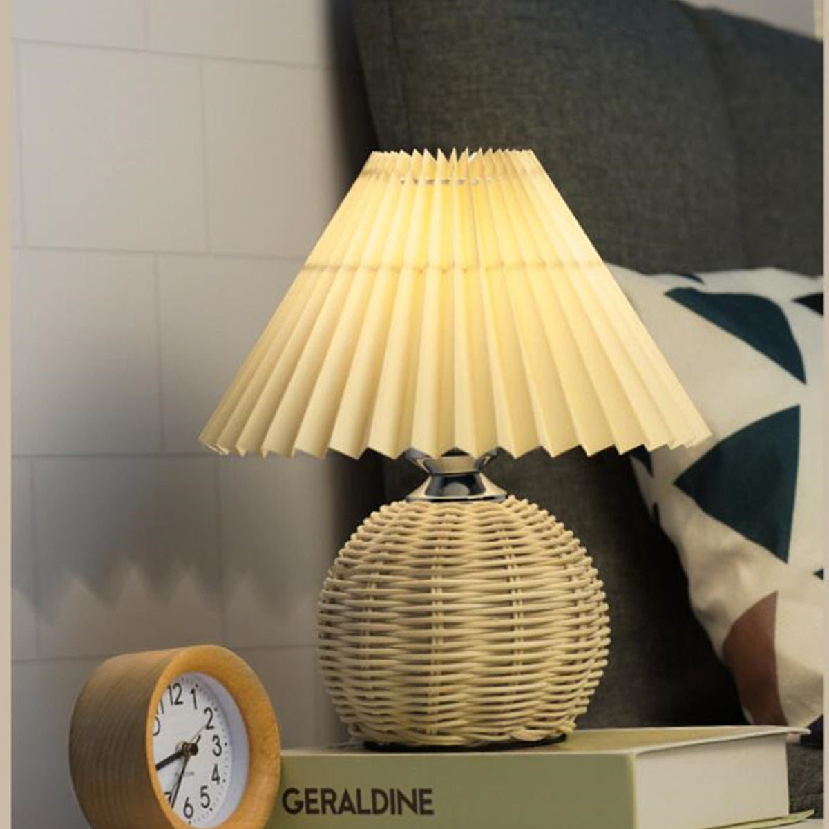 Bedside Vintage Korean Rattan Table Lamps with USB Creative Pleats